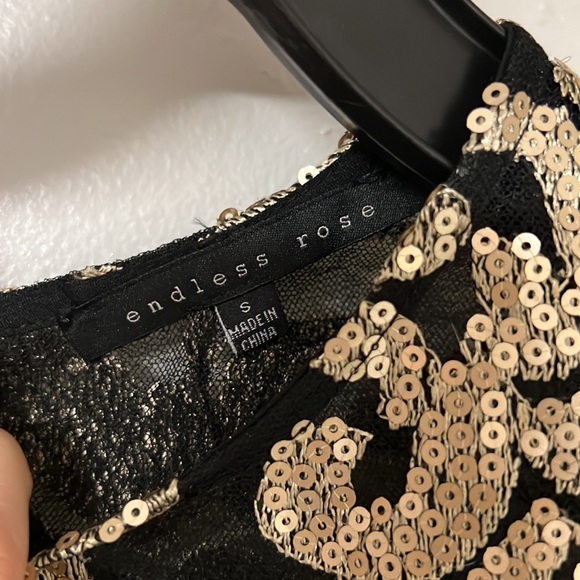 ENDLESS ROSE sequin top - Picture 3 of 3